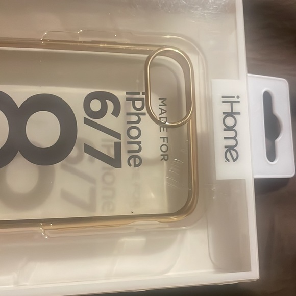 iPhone 6/7/8 metallic clear gold phone case. - Picture 7 of 7